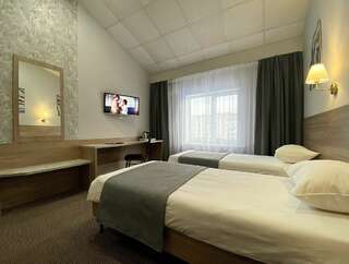 Гостиница Вирджиния Йошкар-Ола Улучшенный двухместный номер Делюкс с 1 кроватью или 2 отдельными кроватями-8