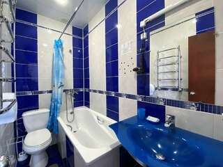 Гостиница Вирджиния Йошкар-Ола Четырехместный номер с ванной-7