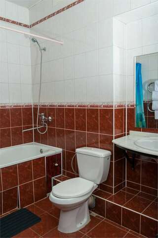 Гостиница Вирджиния Йошкар-Ола Двухместный номер с 2 отдельными кроватями-12