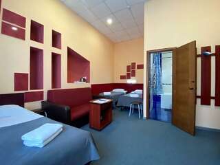 Гостиница Вирджиния Йошкар-Ола Номер стандарт с 3 односпальными кроватями-7