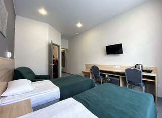 Гостиница Вирджиния Йошкар-Ола Номер стандарт улучшенный с 2 односпальными кроватями-7