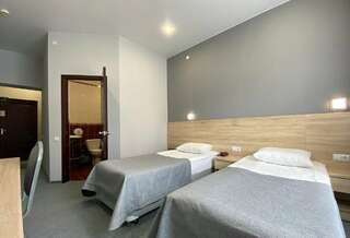 Гостиница Вирджиния Йошкар-Ола Двухместный номер с 2 отдельными кроватями-3