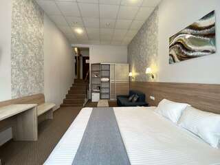 Гостиница Вирджиния Йошкар-Ола 2-местный номер стандарт бизнес-5