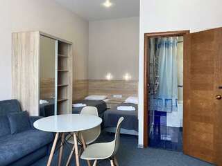 Гостиница Вирджиния Йошкар-Ола Номер стандарт с 3 односпальными кроватями-5