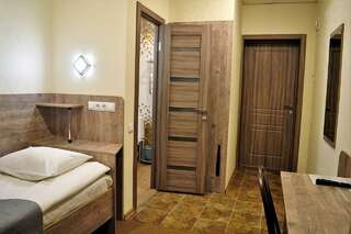 Гостиница Вирджиния Йошкар-Ола Двухместный номер с 2 отдельными кроватями-2