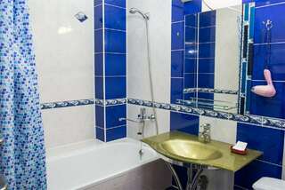 Гостиница Вирджиния Йошкар-Ола Двухместный номер с 2 отдельными кроватями-6