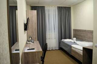 Гостиница Вирджиния Йошкар-Ола Двухместный номер с 2 отдельными кроватями-1